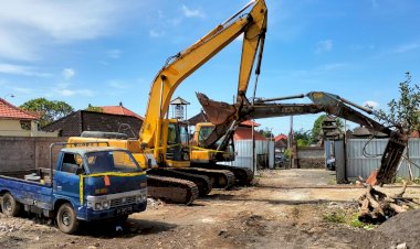 Polri-Ungkap-Pengoplos-Gas-LPG-Bersubsidi-Beromset-Rp650-Juta/Bulan