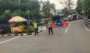 Polres-Bojonegoro-Tingkatkan-Pengawasan-di-Jalur-Perbatasan-Pastikan-Arus-Balik-Lebaran-Lancar