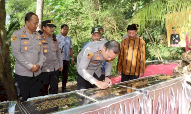Polri-Untuk-Masyarakat-:-Polres-Tulungagung-Bangun-22-Sumur-Bor-Untuk-Warga-Antisipasi-Krisis-Air-Bersih