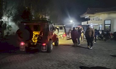 Polres-Probolinggo-Siagakan-Personel-Pengamanan-di-Gunung-Bromo-pada-Libur-Panjang-Maulid-Nabi