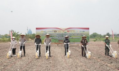 Dukung-Swasembada-Pangan,-Polresta-Sidoarjo-Tanam-Jagung-Kuartal-IV