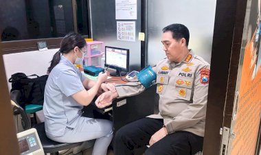 Peringati-Hari-Jadi-Humas-Polri-ke--74-Polda-Jatim-Gelar-Donor-Darah