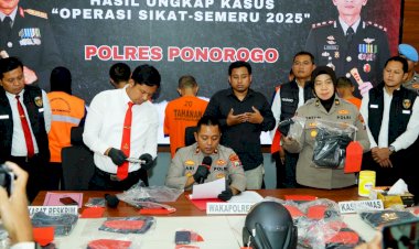 Polres-Ponorogo-Amankan-Pasutri-Diduga-Jual-Senpi-Rakitan