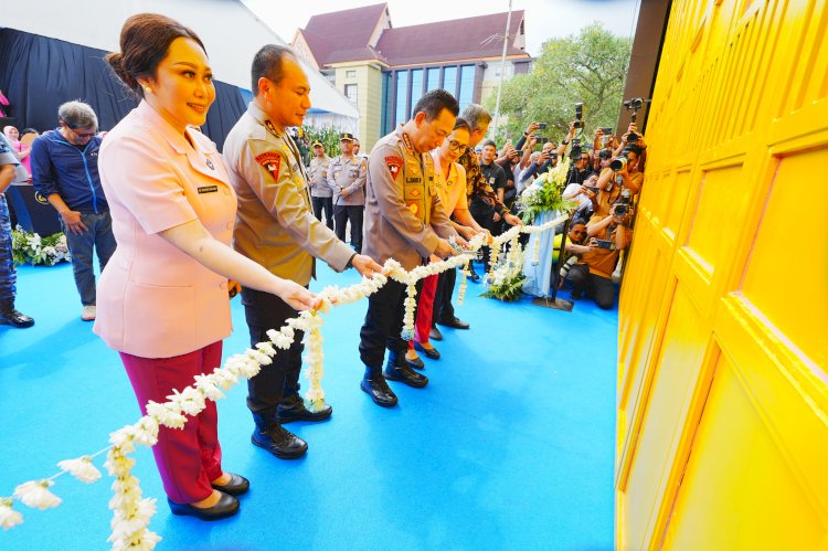 Dukung Penuh Program MBG, Kapolri Hadiri Groundbreaking 9 SPPG Polda Riau